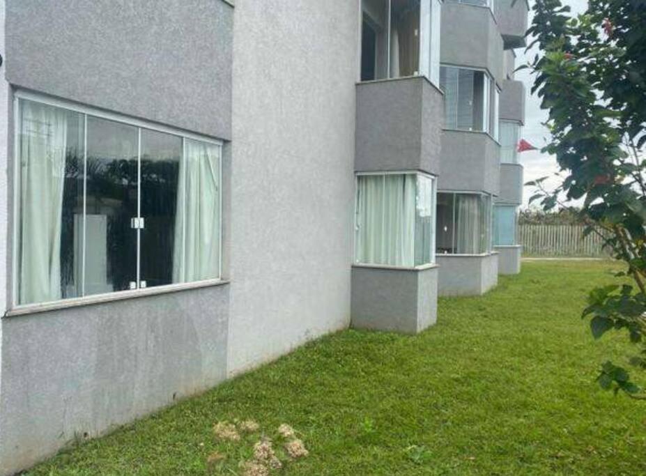 Apartamento Aconchegante 20Mts Da Praia, 3Quartos. 구아라투바 외부 사진