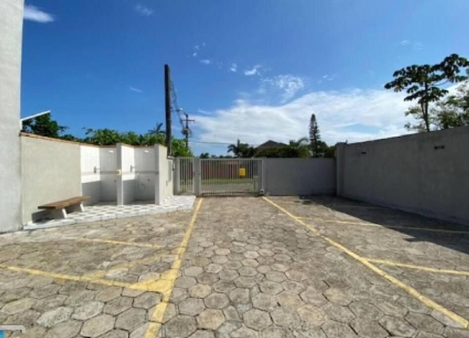 Apartamento Aconchegante 20Mts Da Praia, 3Quartos. 구아라투바 외부 사진