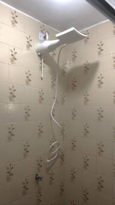 Apartamento Aconchegante 20Mts Da Praia, 3Quartos. 구아라투바 외부 사진